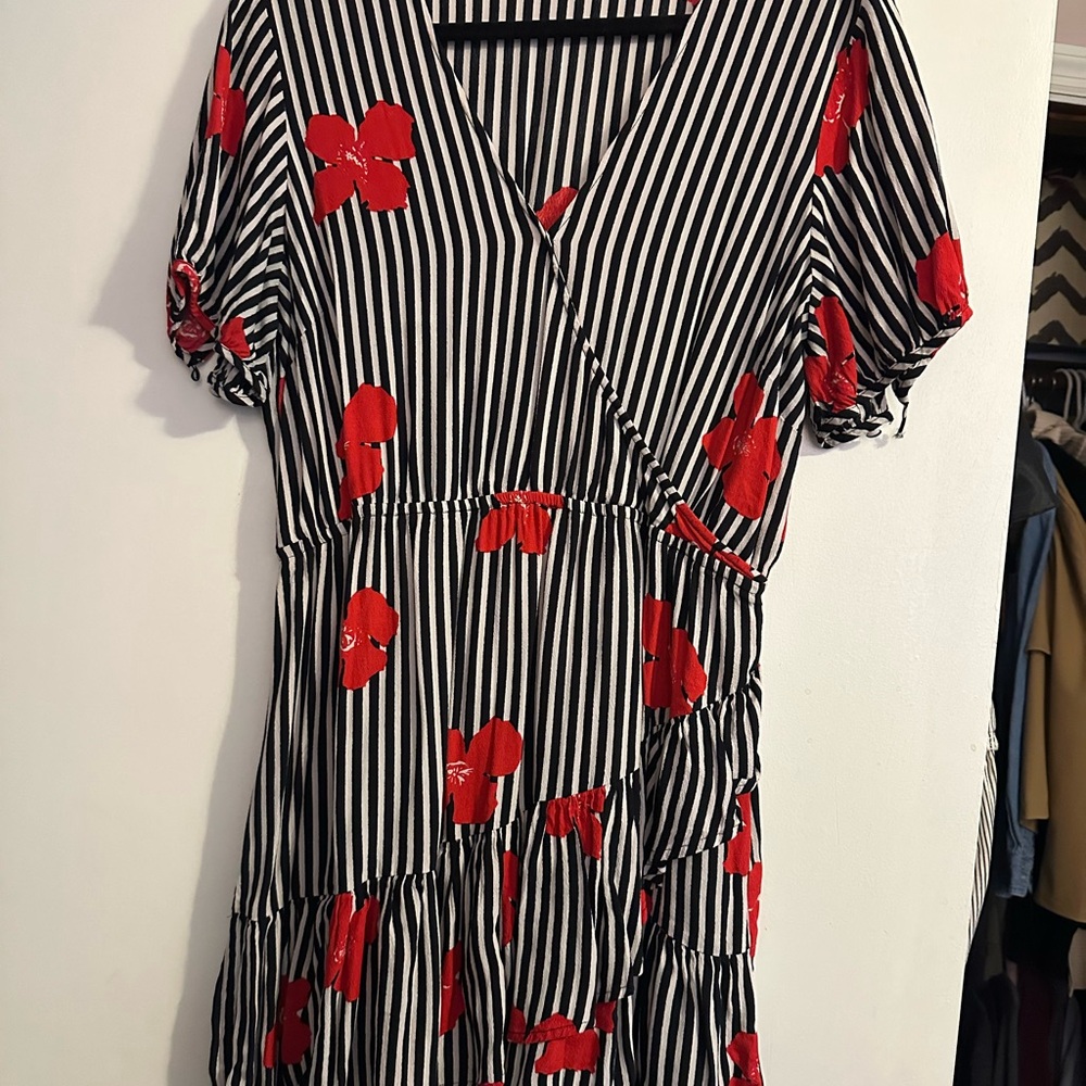 Madewell Black White Stripe Red Floral Wrap Dress Size 14
